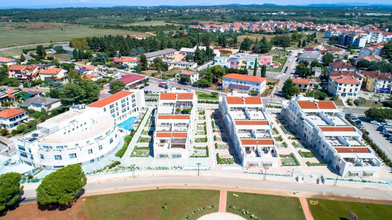Supreme Studio Apartment Bijoux Umag Exterior photo