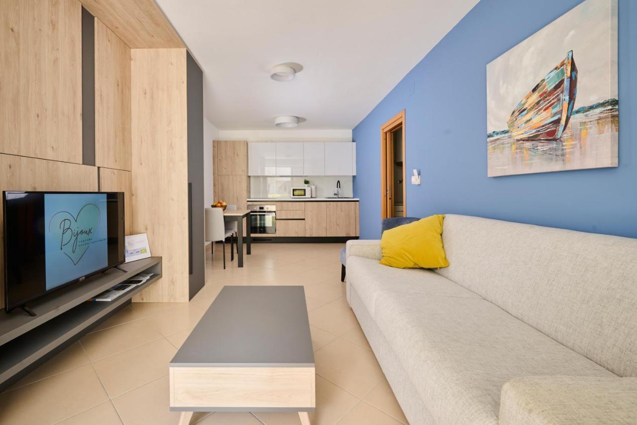 Supreme Studio Apartment Bijoux Umag Exterior photo